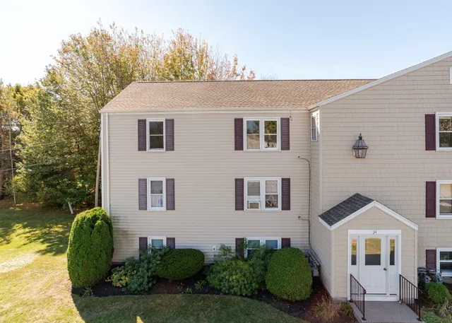 $260,000 | 34 Minott Street, Unit B7, South Portland, ME 04106