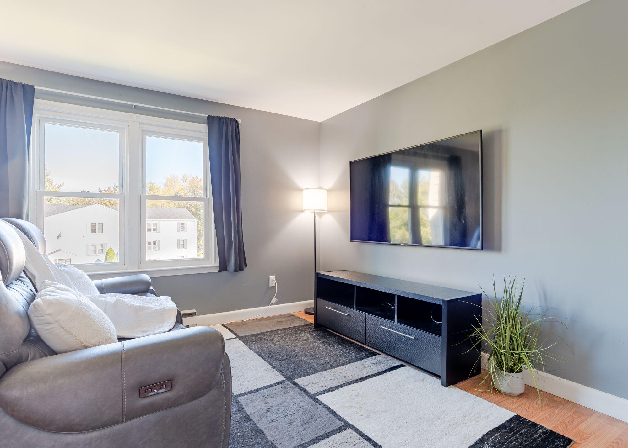 34 Minott Street, Unit B7 South Portland, ME 04106 - Photo 10 of 26 34MinottSt-B7-SouthPortland-08