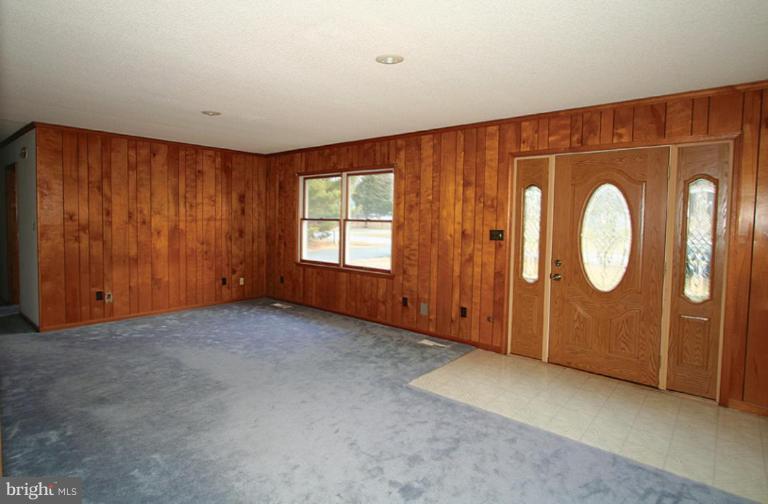 106 Tennessee Road Stevensville, MD 21666 - Photo 17 of 21 Living Room