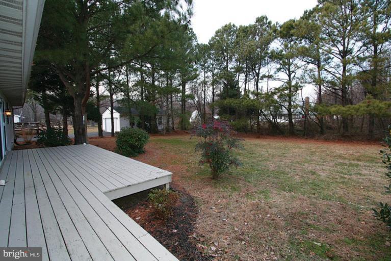 106 Tennessee Road Stevensville, MD 21666 - Photo 21 of 21 Deck