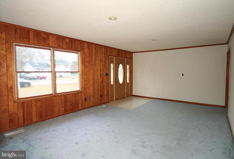 106 Tennessee Road Stevensville, MD 21666 - Photo 8 of 21 Living Room #2