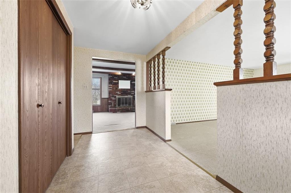 15 Holly Ridge Road Washington, PA 15301 - Photo 5 of 35 Gallery Image 5