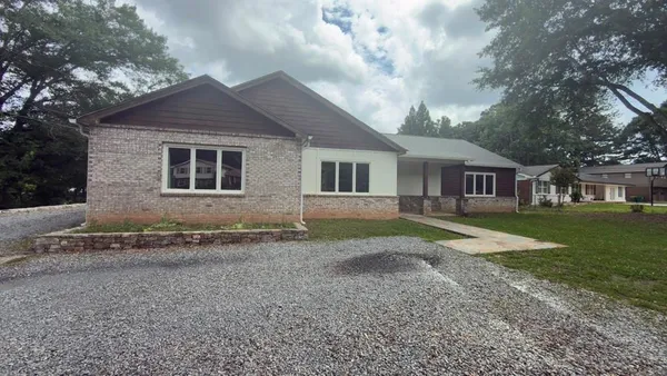 $3,300 | 2909 Jones Mill Road, Atlanta, GA 30360