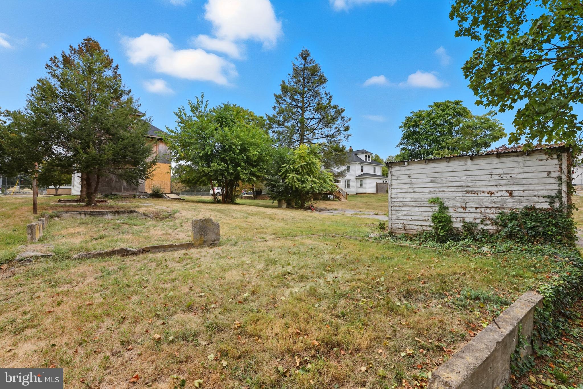 44 Water Street Hagerstown, MD 21740 - Photo 6 of 44 a backyard of a house with lots of green space