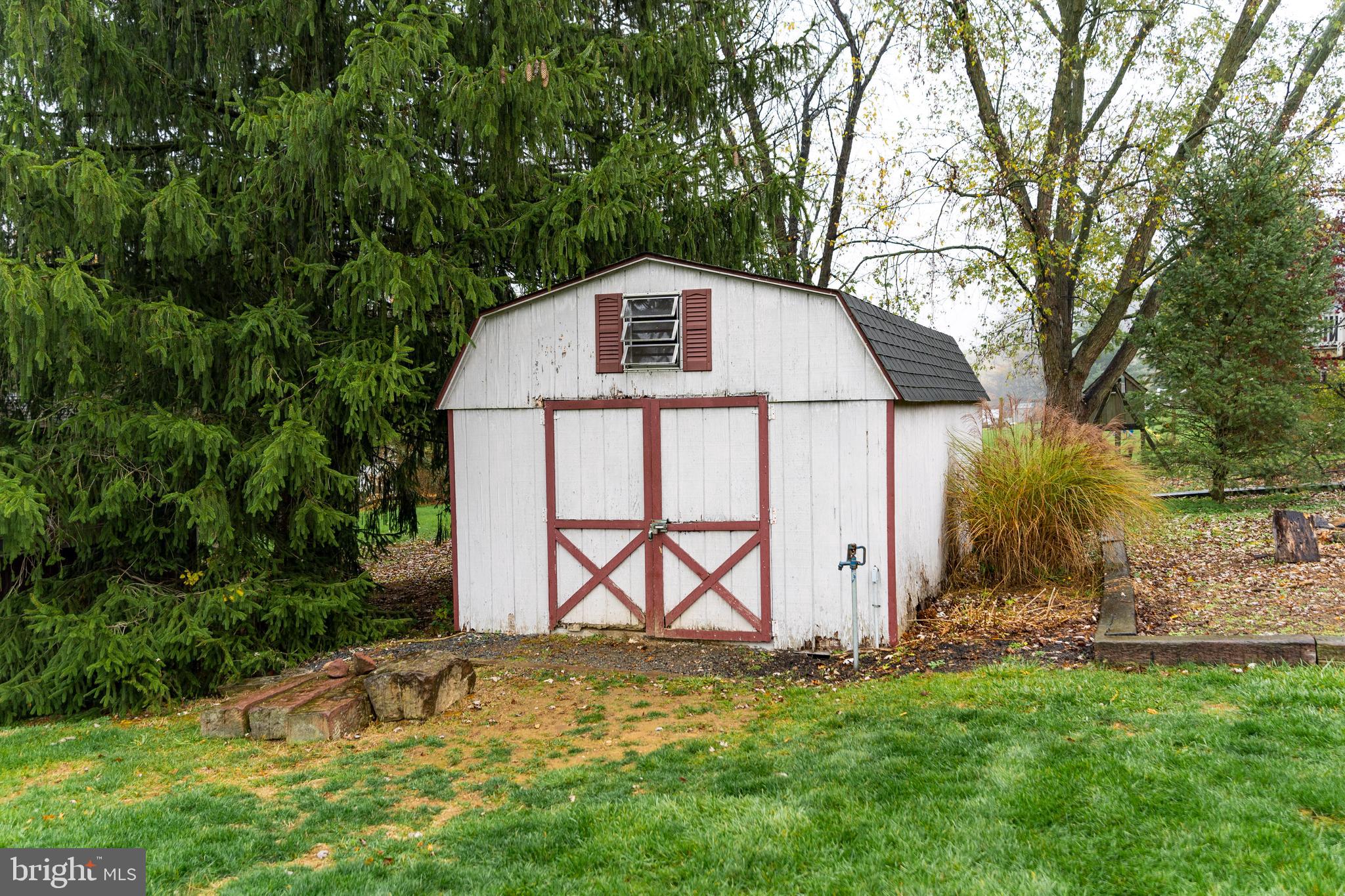 725 Webster Hill Road Lititz, PA 17543 - Photo 12 of 39