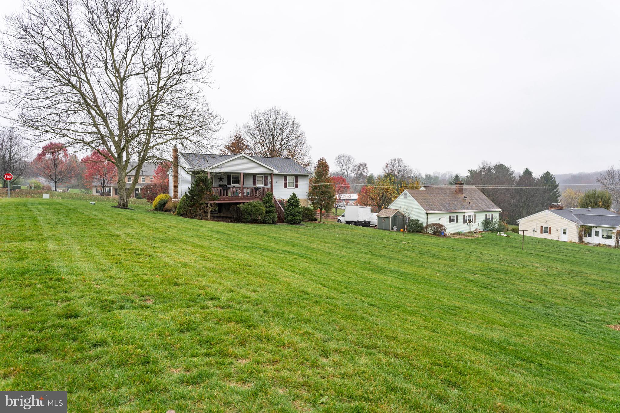 725 Webster Hill Road Lititz, PA 17543 - Photo 13 of 39