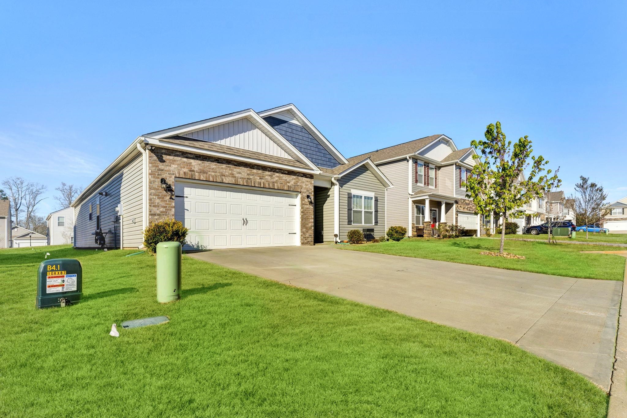 11 Garden Hill Road Simpsonville, SC 29680 - Photo 3 of 34