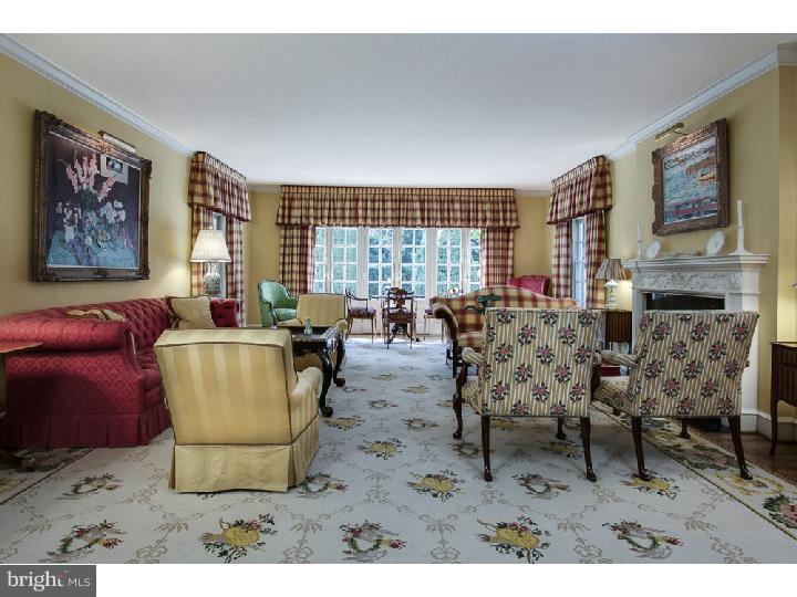 1445 Rydal Road Rydal, PA 19046 - Photo 4 of 22 Living Room