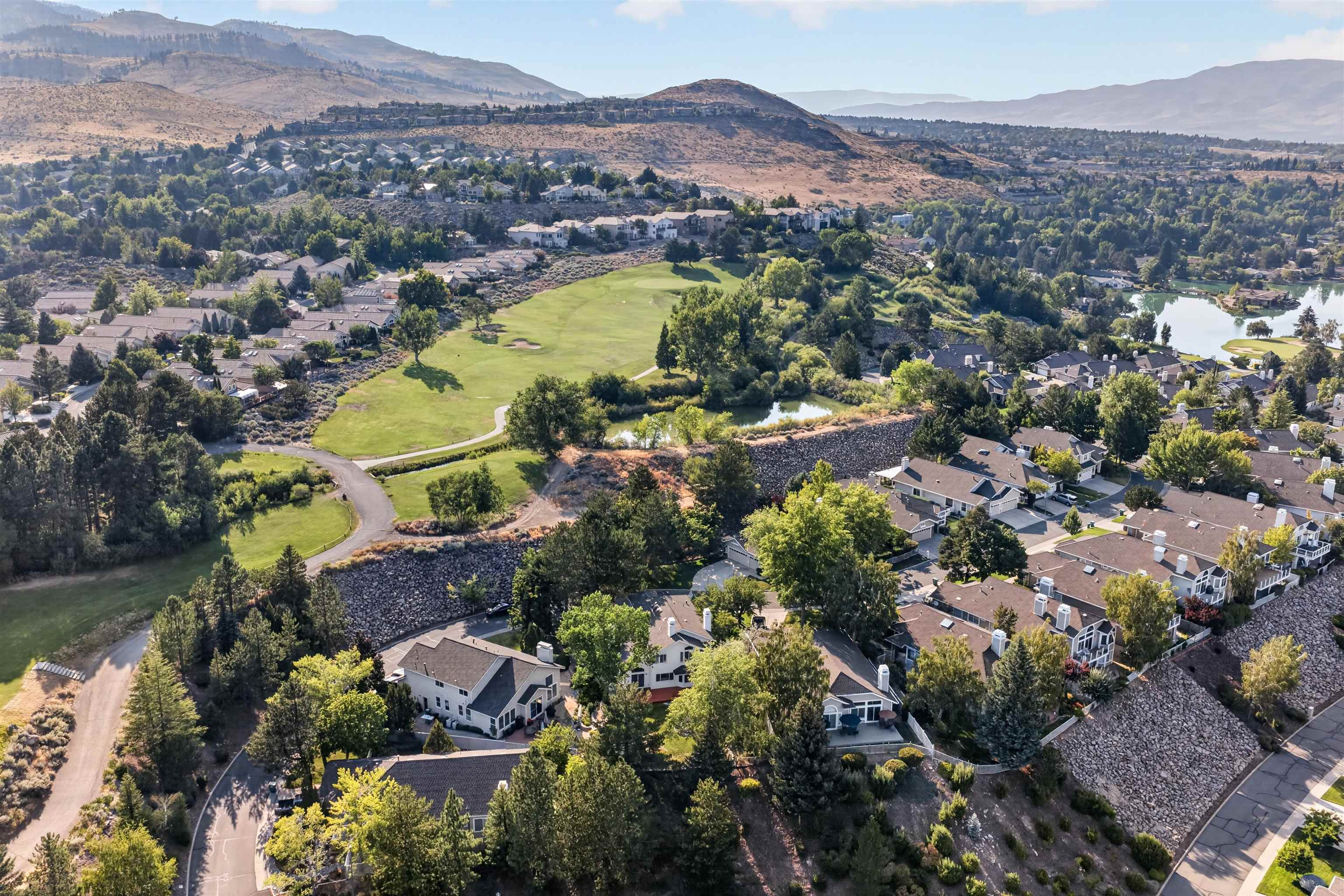 6087 Carriage Lane Reno, NV 89519 - Photo 4 of 18 Gallery Image 4