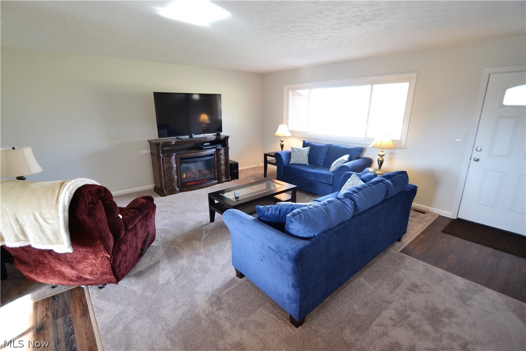 8408 Valley View Road Macedonia, OH 44056 - Photo 3 of 19 Gallery Image 3
