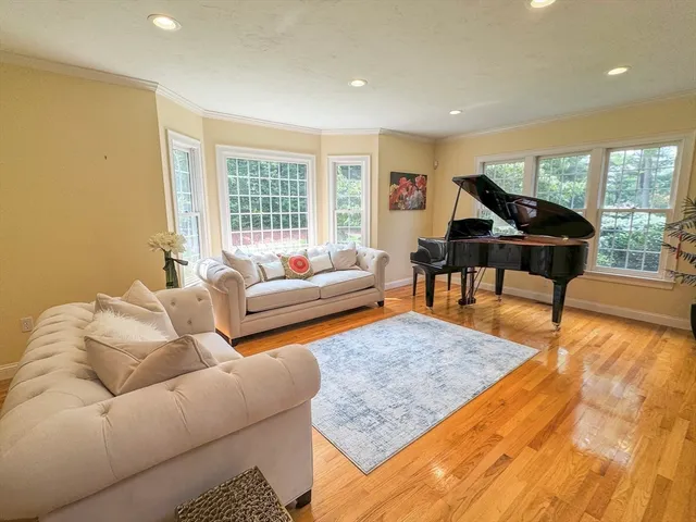 $2,295,000 | 11 Schaffner Lane, Dover, MA 02030