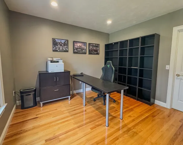 $2,295,000 | 11 Schaffner Lane, Dover, MA 02030