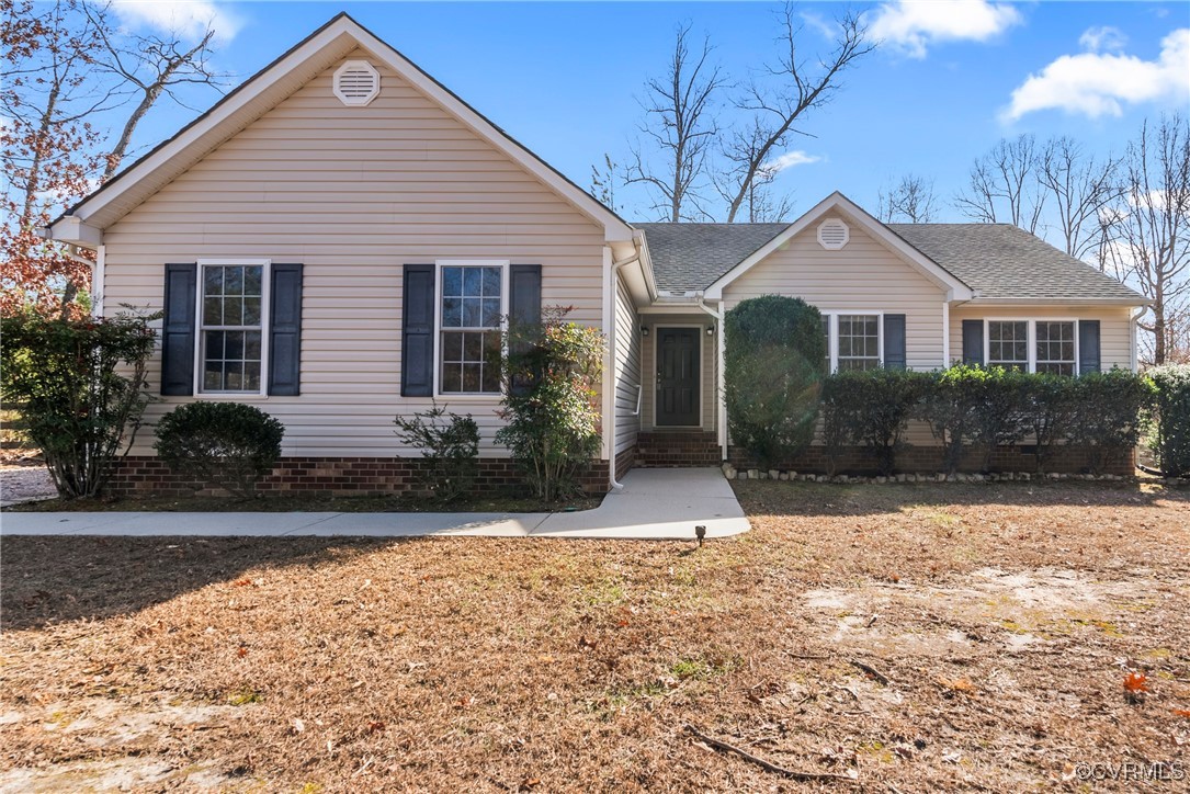 16508 Arch Hill Road Hanover, VA 23069 - Photo 1 of 1 Single story home featuring crawl space and entry