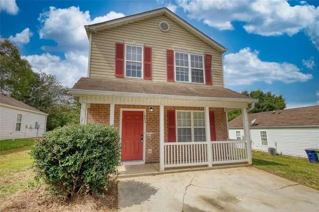 $174,000 | 1643 Hallmark Hills Drive, Griffin, GA 30223