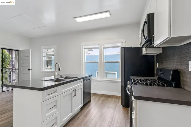 $1,400,000 | 314 Hanover Avenue, Oakland, CA 94606