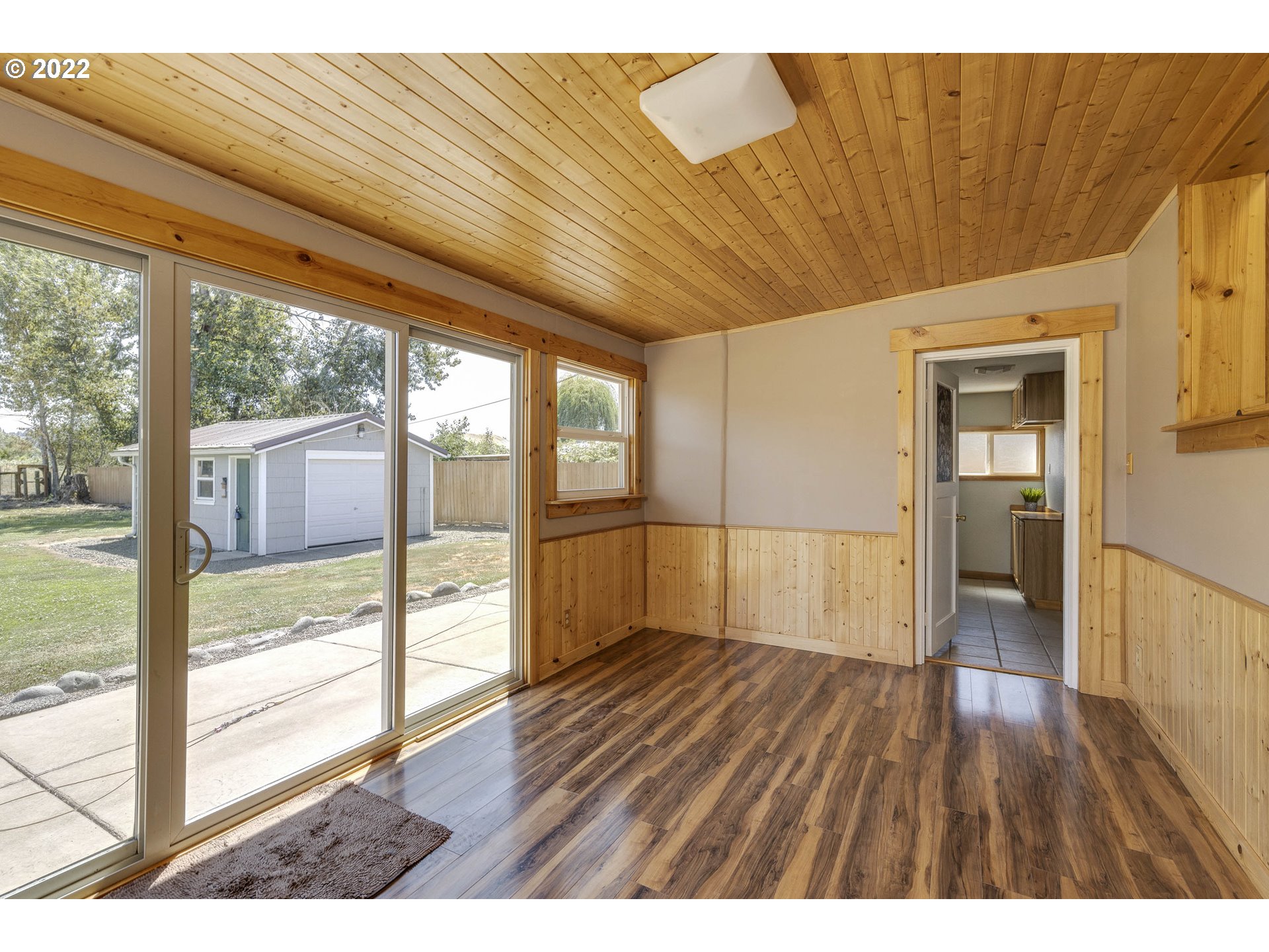 1382 Cordon Road Southeast Salem, OR 97317 - Photo 7 of 32 Mud Room