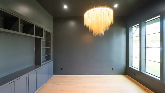 a view of empty room with window