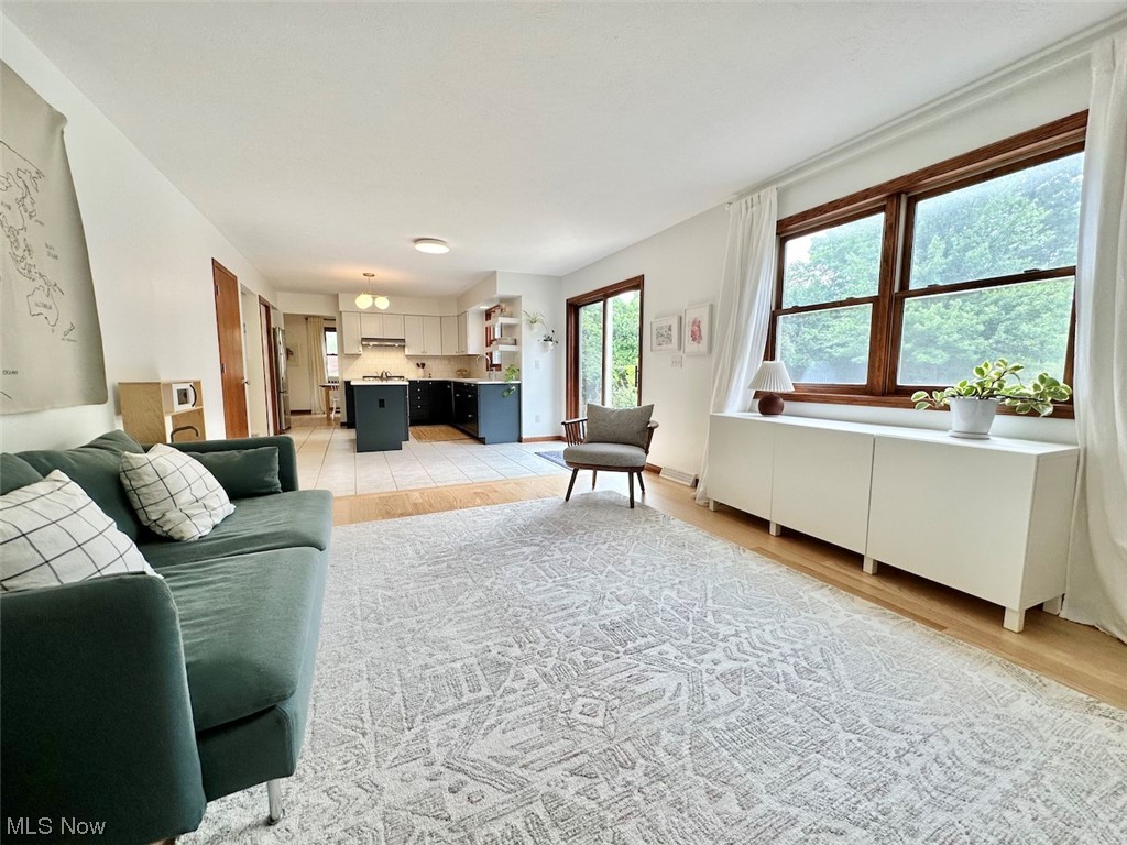 1202 Sprucedale Road Broadview Heights, OH 44147 - Photo 7 of 22 Gallery Image 7