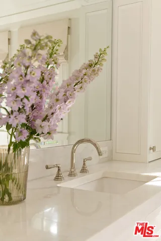 a close view of sink and tap