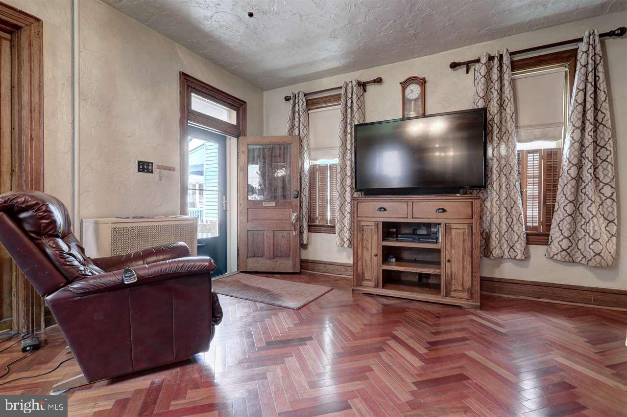 321 East Walnut Street Hanover, PA 17331 - Photo 8 of 36 Gallery Image 8