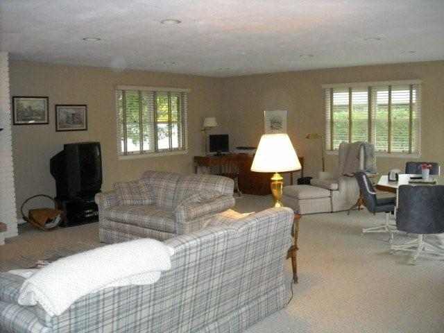 47 Forestview Road Morton, IL 61550 - Photo 5 of 9 Gallery Image 5
