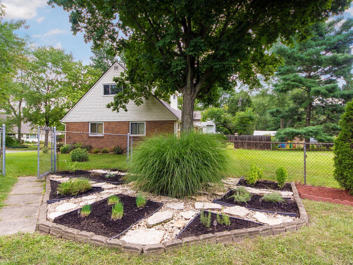 1119 Caniff Road Columbus, OH 43221 - Photo 23 of 30 Gallery Image 23
