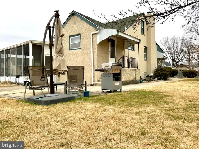 $400,000 | 716 Rosa Avenue, Croydon, PA 19021