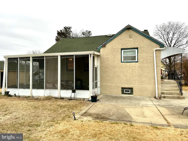 $400,000 | 716 Rosa Avenue, Croydon, PA 19021