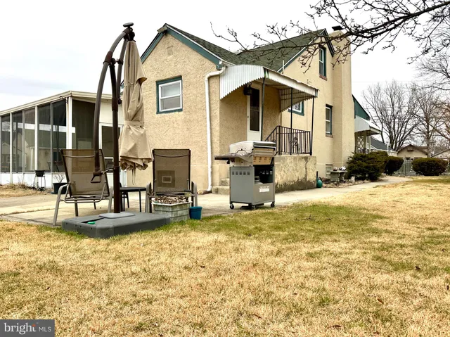 $400,000 | 716 Rosa Avenue, Croydon, PA 19021