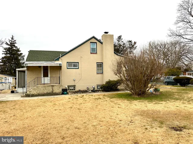 $400,000 | 716 Rosa Avenue, Croydon, PA 19021