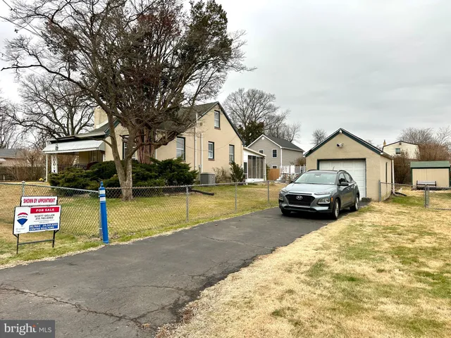 $400,000 | 716 Rosa Avenue, Croydon, PA 19021