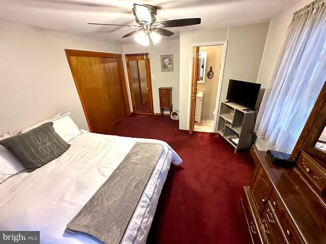 $400,000 | 716 Rosa Avenue, Croydon, PA 19021