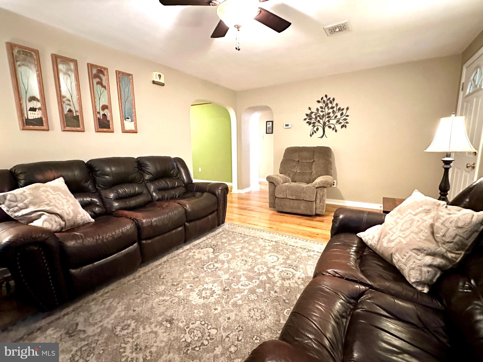 716 Rosa Avenue Croydon, PA 19021 - Photo 8 of 127