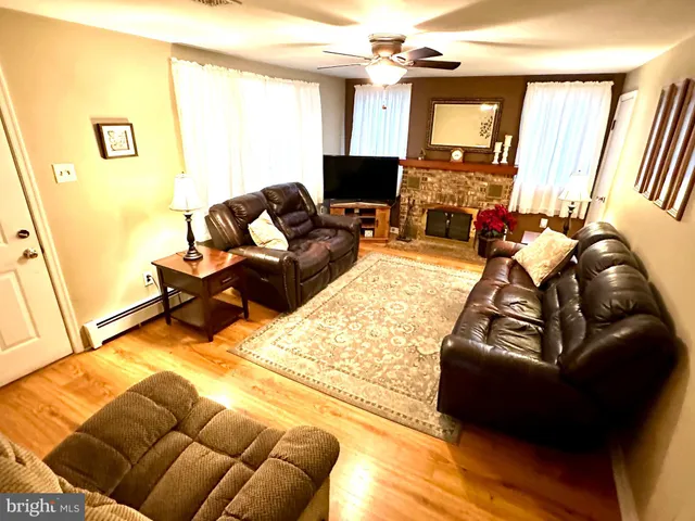 $400,000 | 716 Rosa Avenue, Croydon, PA 19021