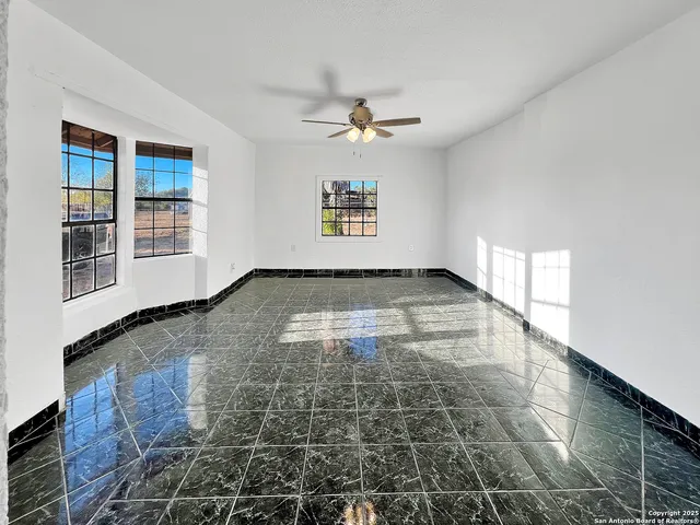 $195,000 | 624 West Lake Street, Crystal City, TX 78839