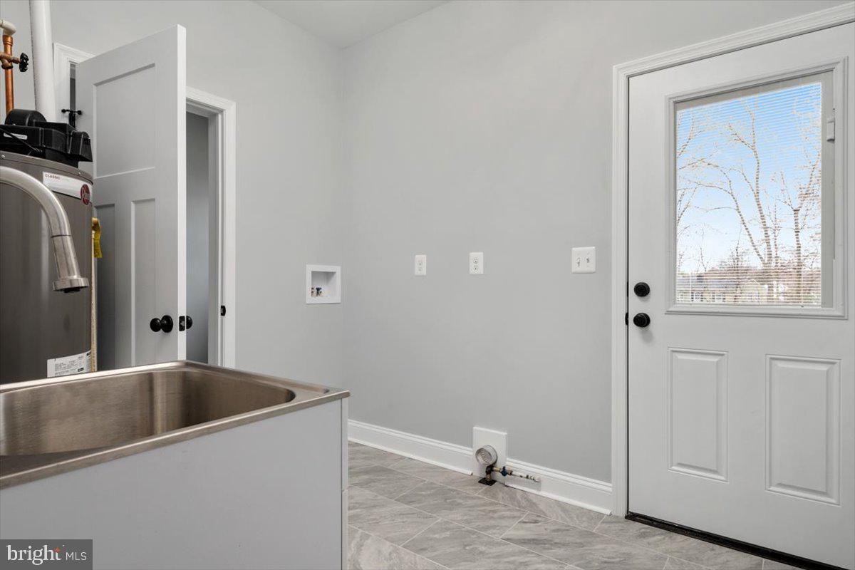 1406 North Rolling Road Catonsville, MD 21228 - Photo 25 of 45