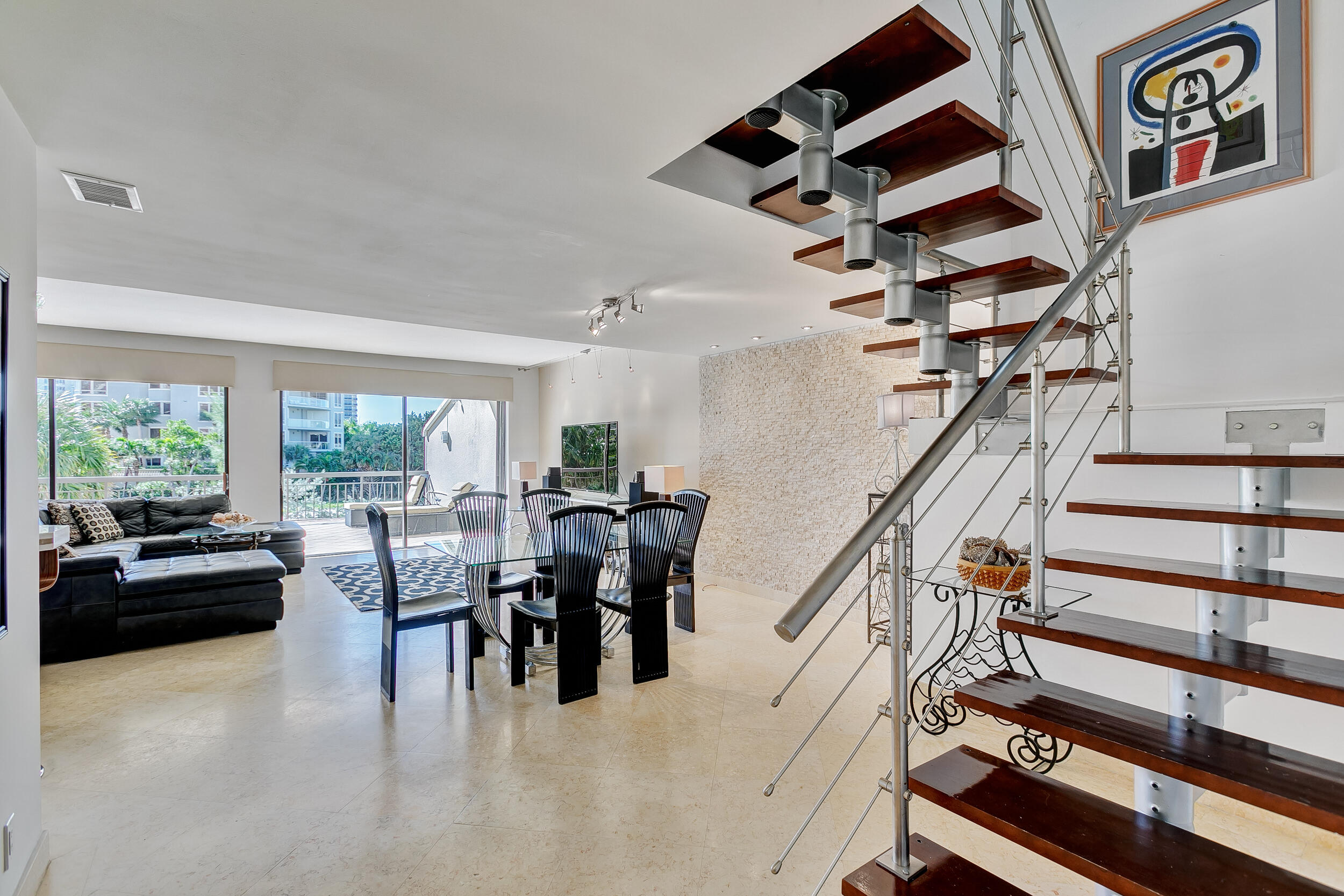 3974 North Ocean Drive, Unit 4 Singer Island, FL 33404 - Photo 11 of 62 Great Room