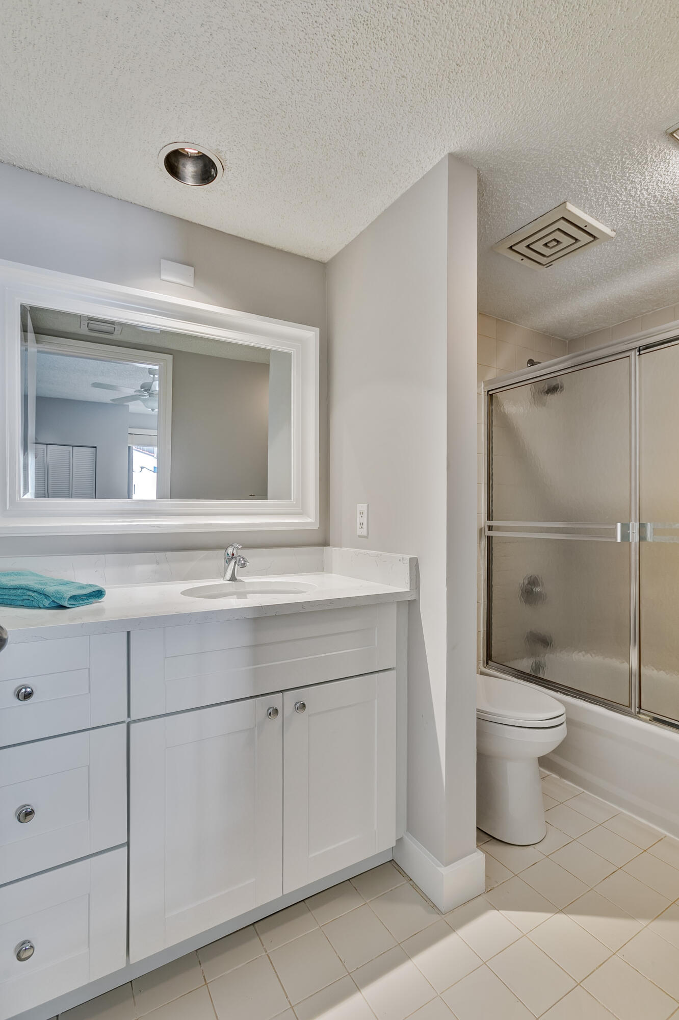 3974 North Ocean Drive, Unit 4 Singer Island, FL 33404 - Photo 18 of 62 Bedroom 2 Bath