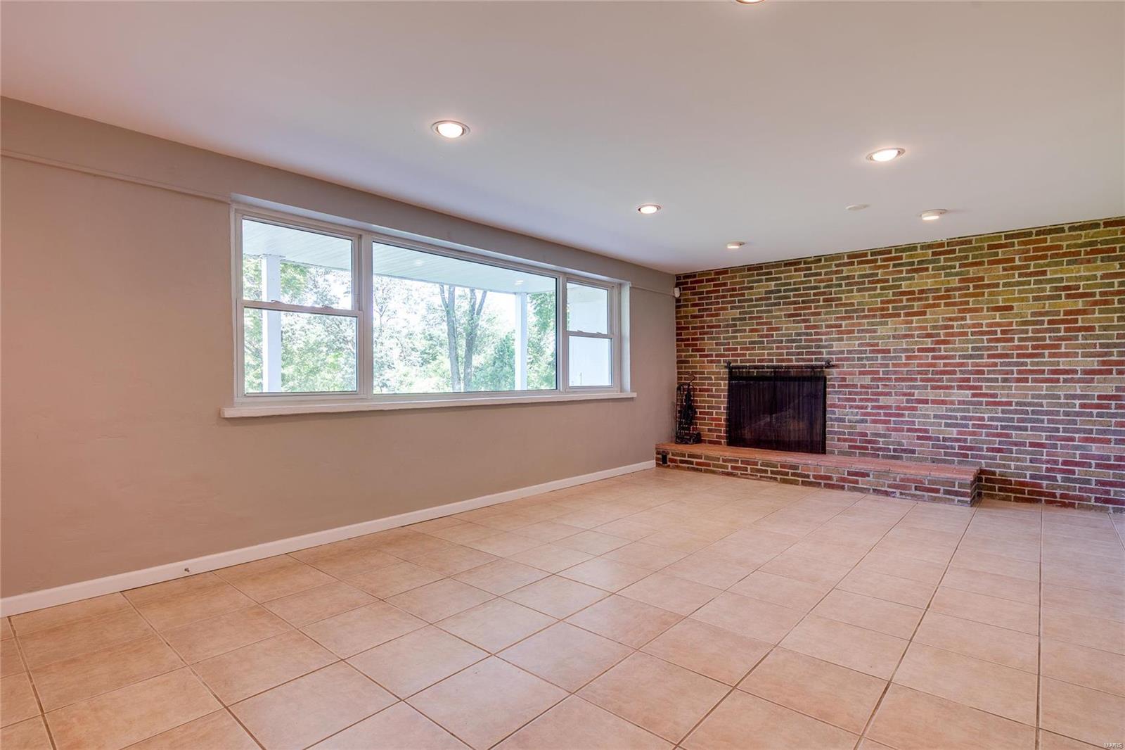 9120 Rott Road St. Louis, MO 63127 - Photo 20 of 37 Gallery Image 20