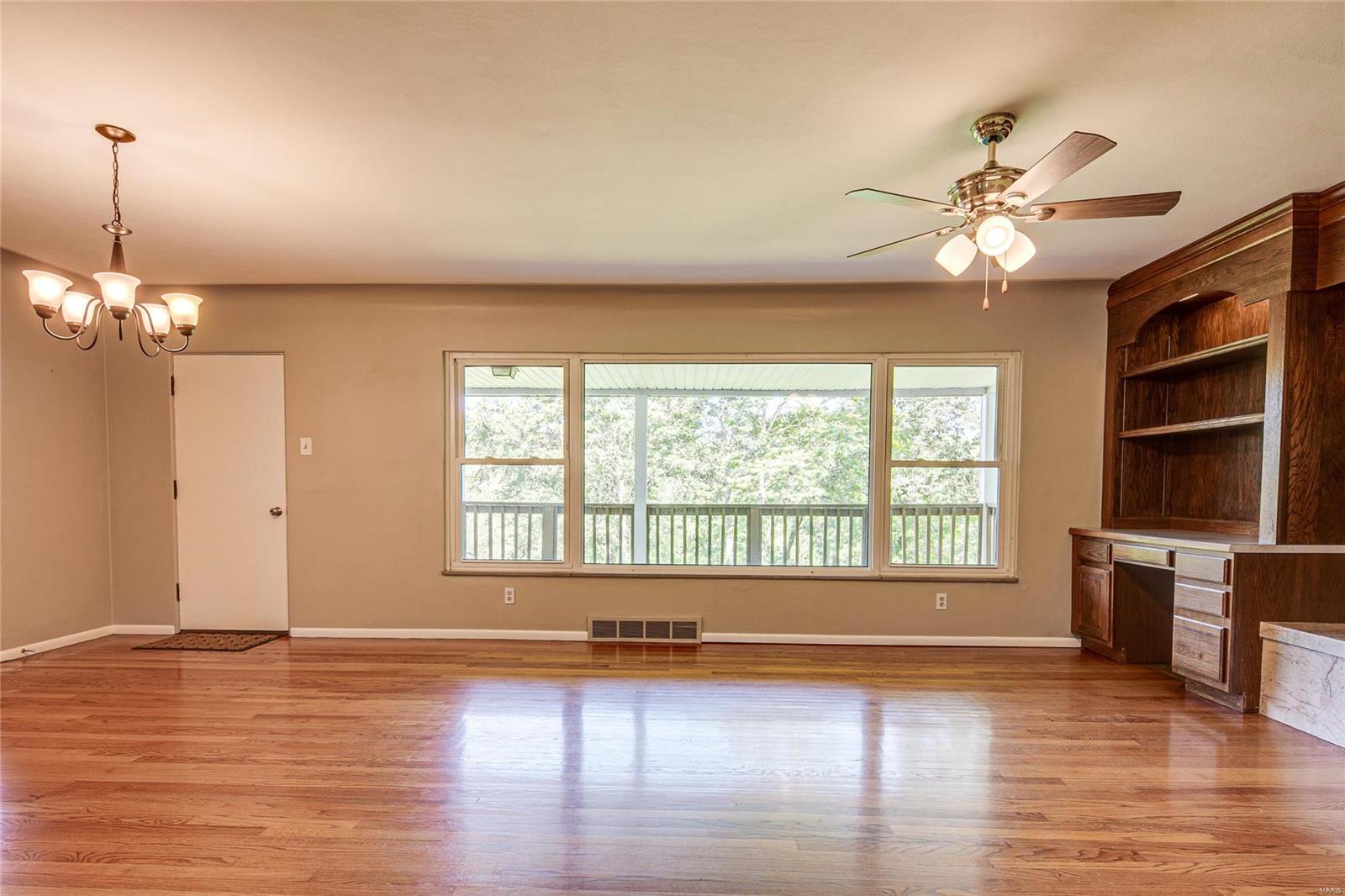 9120 Rott Road St. Louis, MO 63127 - Photo 8 of 37 Gallery Image 8