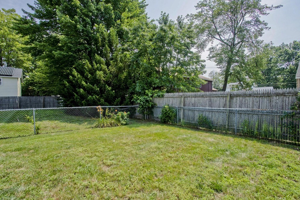83 Melville Street Springfield, MA 01104 - Photo 27 of 28 Gallery Image 27