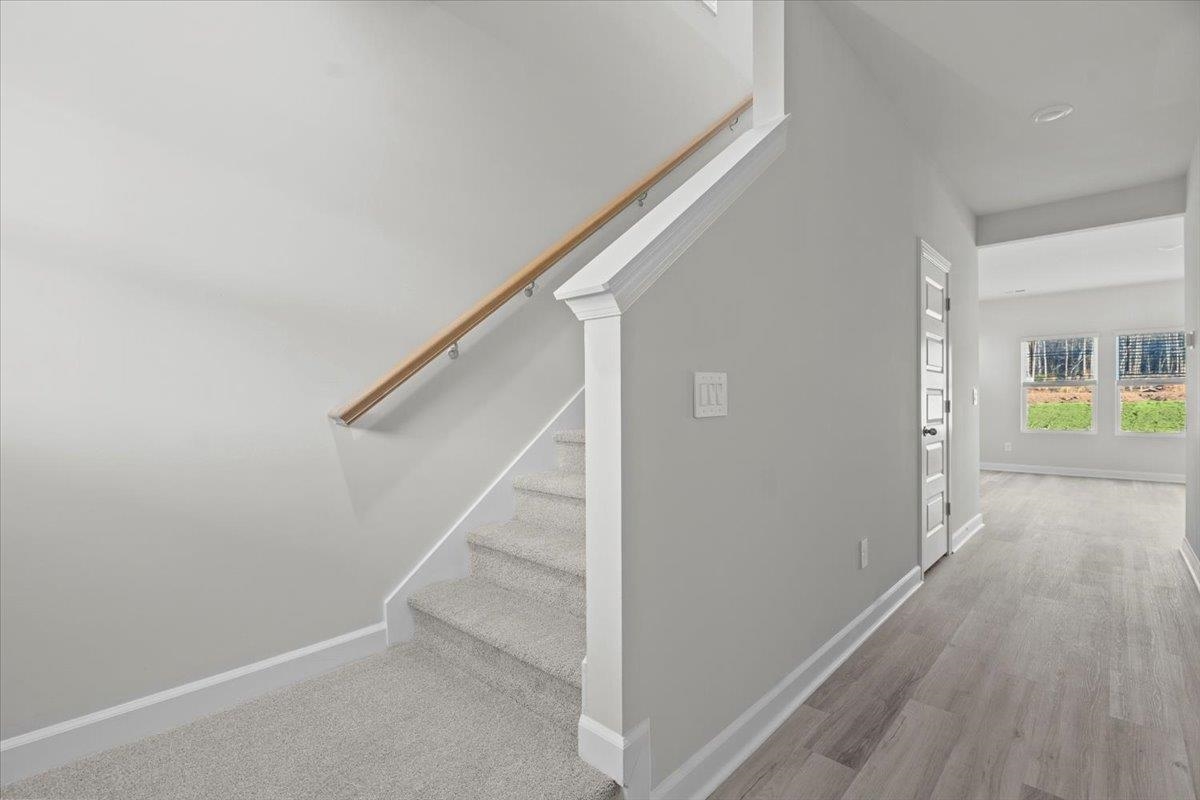 694 Cozy Blf Road Spartanburg, SC 29301 - Photo 3 of 23