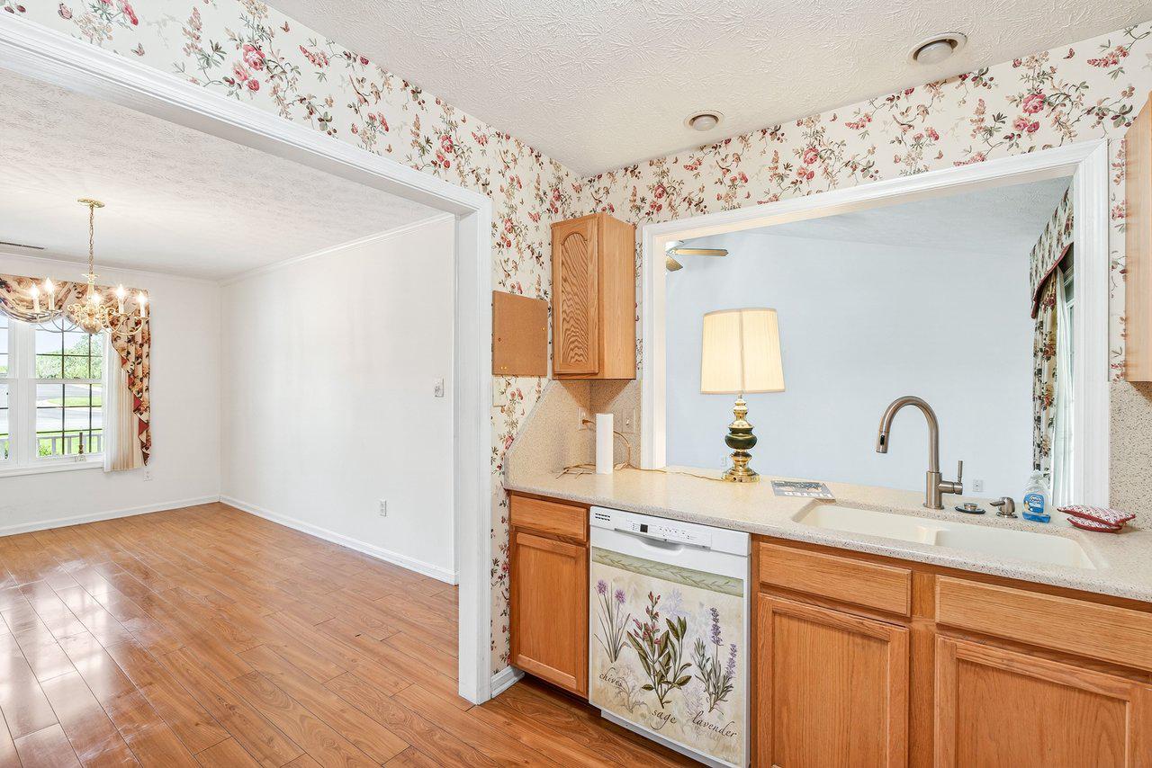 849 South Ox Road Woodstock, VA 22664 - Photo 16 of 51 Charming kitchen with floral accents.