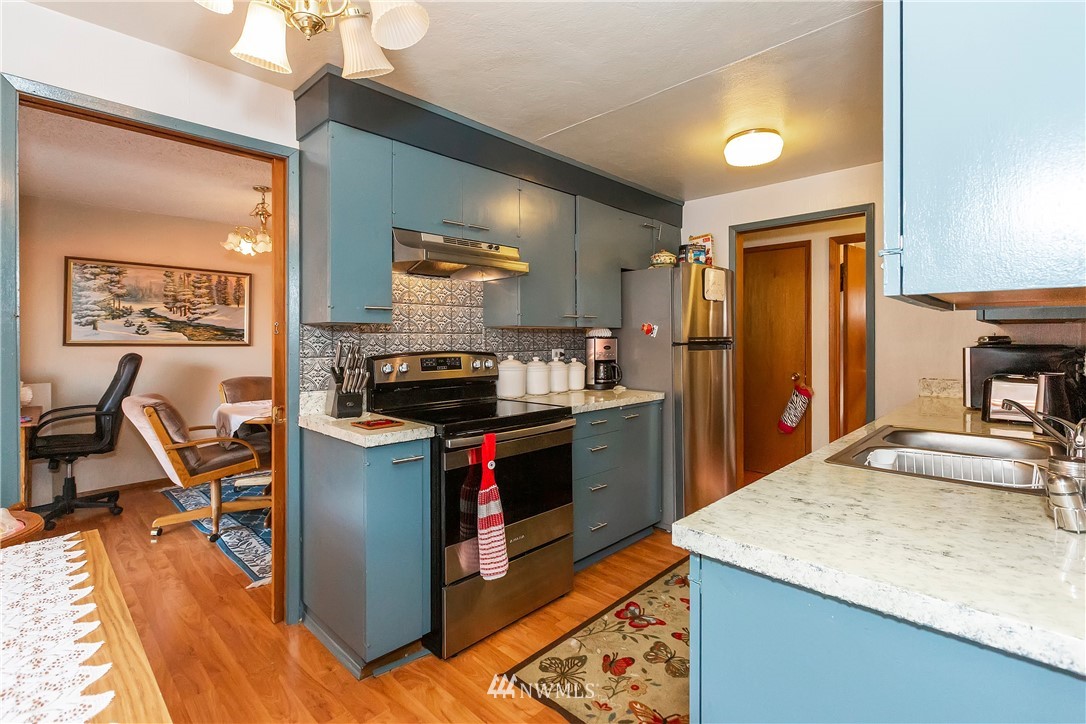 1535 Rocky Point Road Northwest Bremerton, WA 98312 - Photo 14 of 21 Gallery Image 14