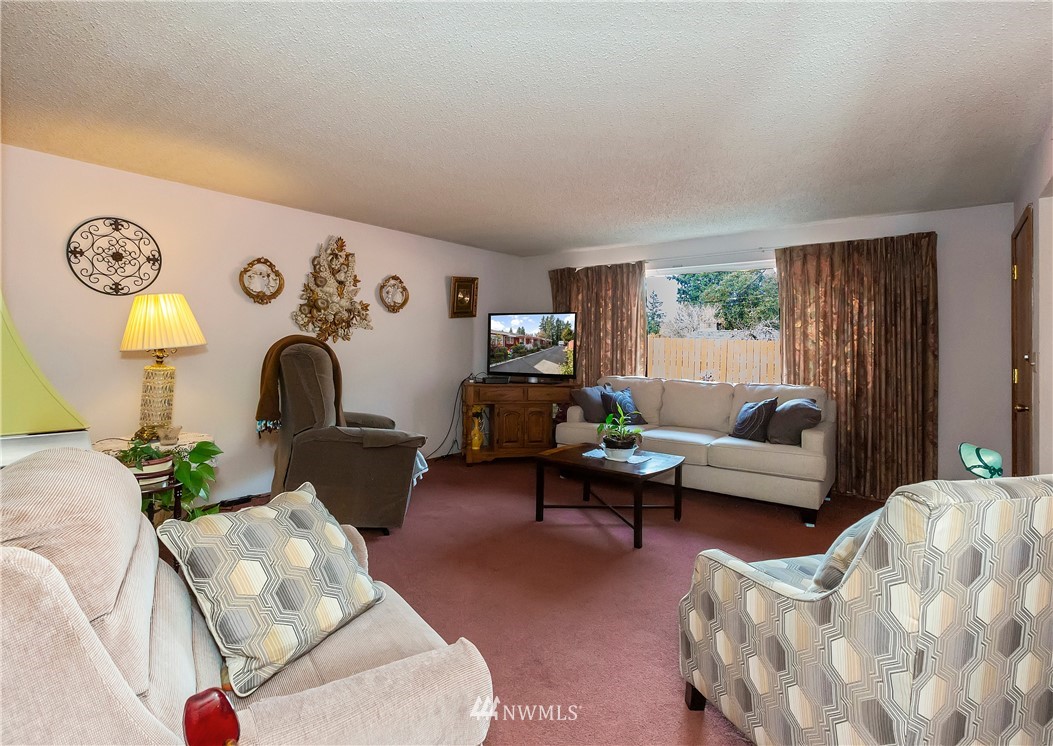 1535 Rocky Point Road Northwest Bremerton, WA 98312 - Photo 18 of 21 Gallery Image 18