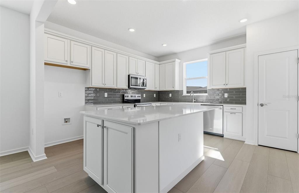 5370 Southwest 86th Ct Road Ocala, FL 34481 - Photo 3 of 31