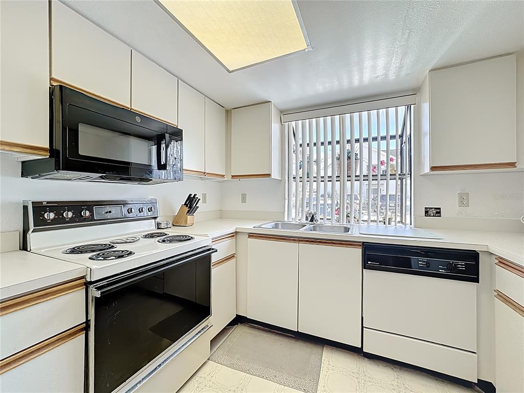 3111 Rio Grande Trail, Unit 3111 Kissimmee, FL 34741 - Photo 12 of 27