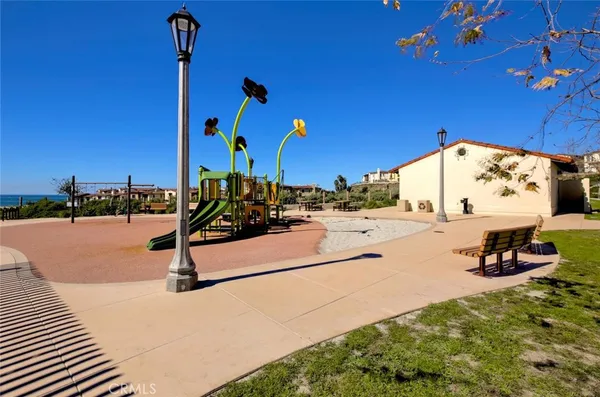 $2,100,000 | 125 Via Murcia, San Clemente, CA 92672