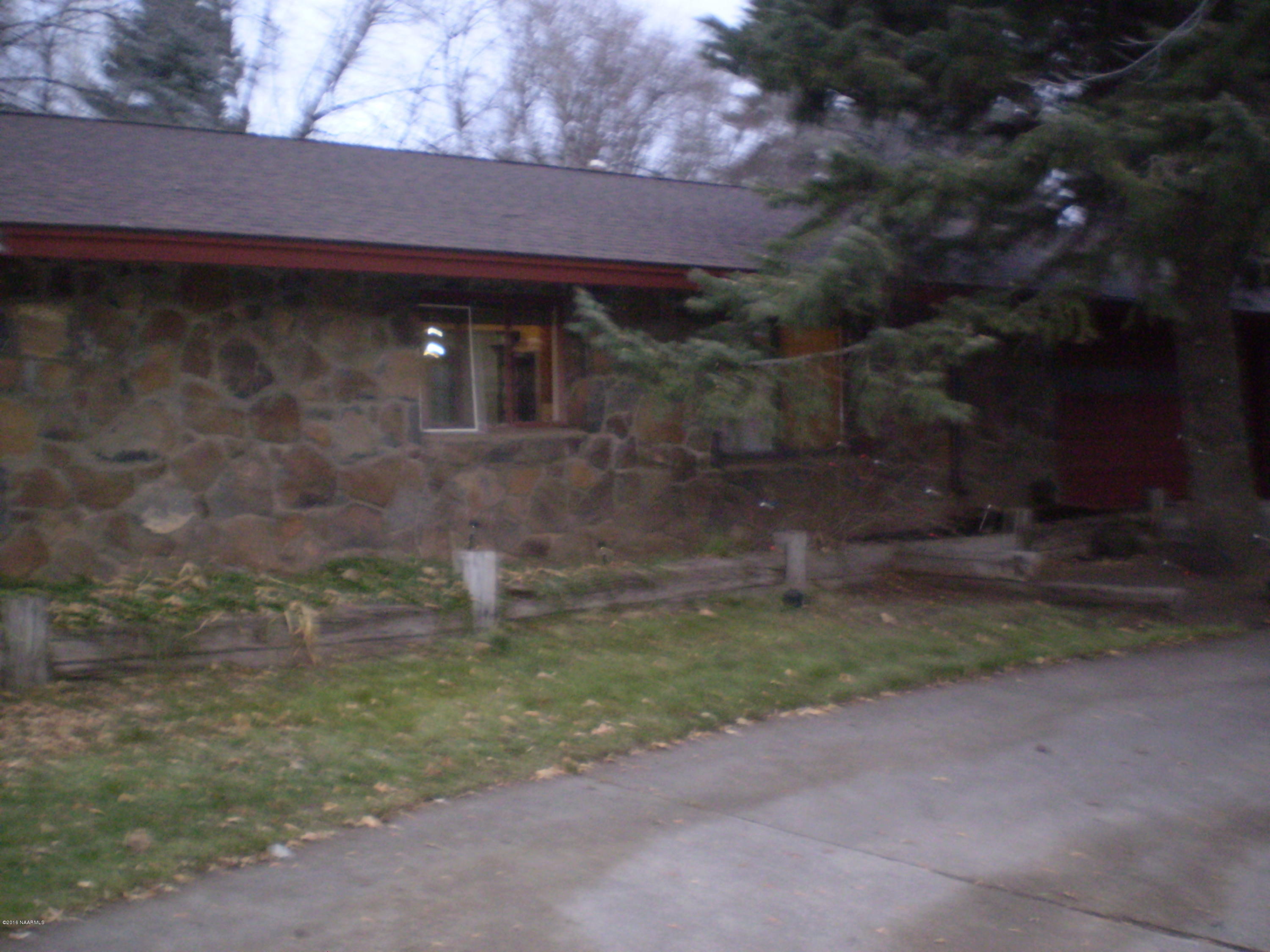 502 West Piute Road Flagstaff, AZ 86001 - Photo 1 of 42 003