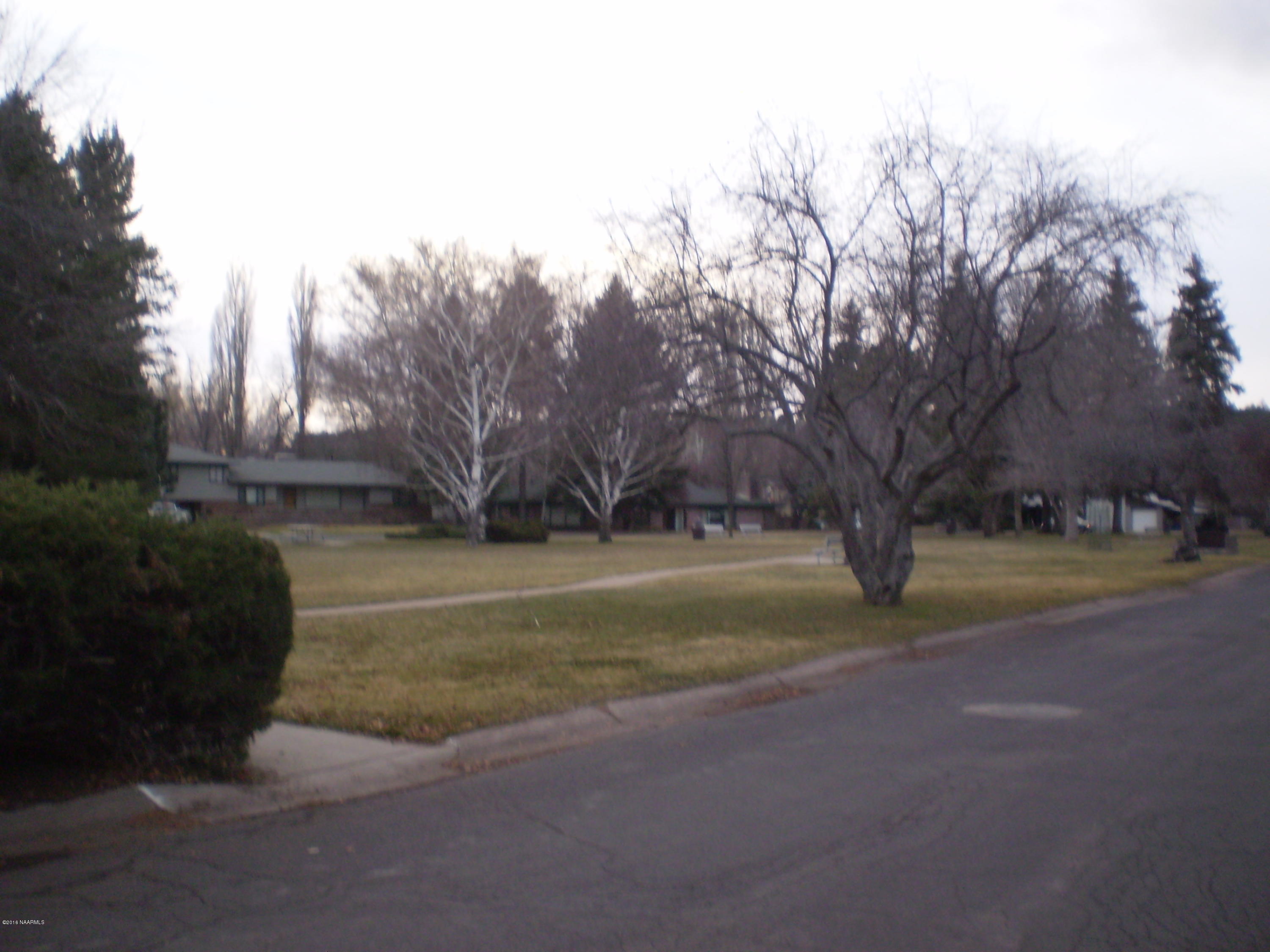 502 West Piute Road Flagstaff, AZ 86001 - Photo 3 of 42 006